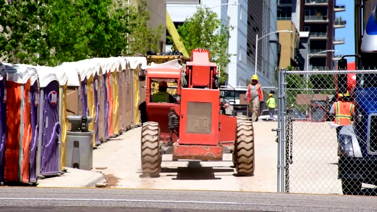 Best Portable Restroom Servicing (Cleaning and Restocking)  in Heritage Pines, FL